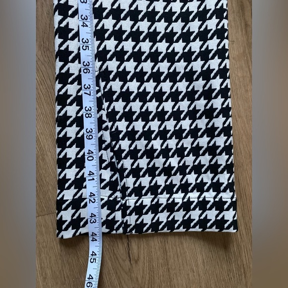 ANINE BING REVOLVE Jocelyn Houndstooth Trouser in Black & White - Picture 6 of 10